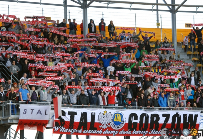 16/42 Polska - Reszta Świata 47:45