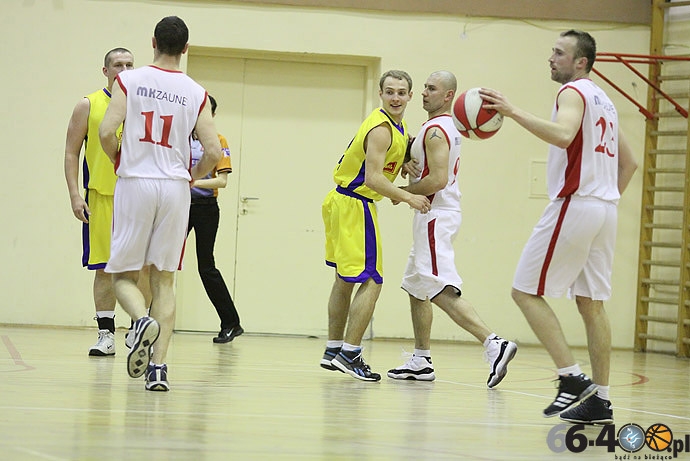 1/17 EBIS Basket Liga: Finał: Sokół Międzychód - Zlepek 70:61