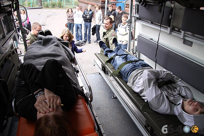 16/22 Gorzów: ZS Ekonomicznych - Zajęcia z wojskowego ratownictwa medycznego