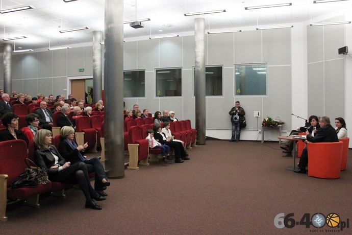 11/19 Gorzów: Wieczór poświęcony prezentacji książki: 