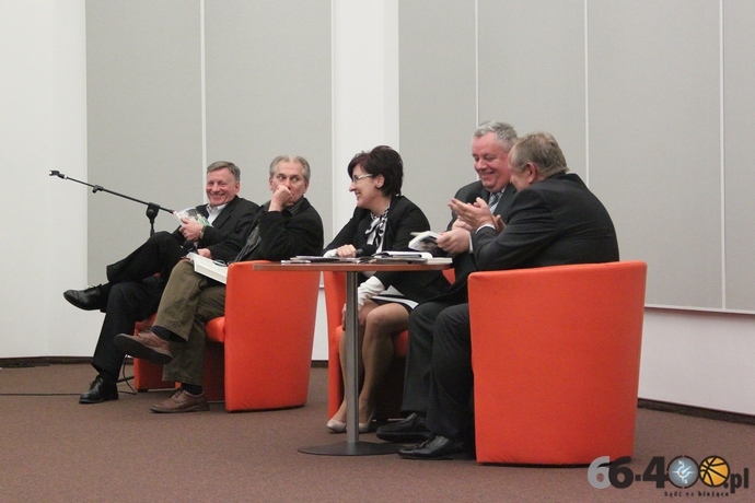 15/19 Gorzów: Wieczór poświęcony prezentacji książki: 