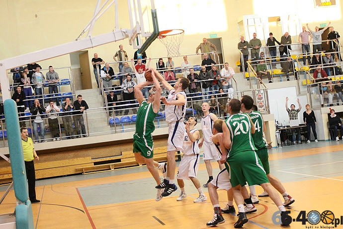 35/51 GKK I LO Gorzów - Żyrardowianka Żyrardów 66:68
