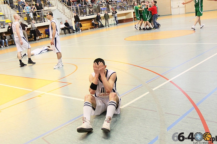 39/51 GKK I LO Gorzów - Żyrardowianka Żyrardów 66:68