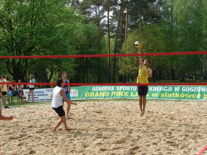 10/40 3 Maja - Turniej siatkówki plażowej - Nierzym