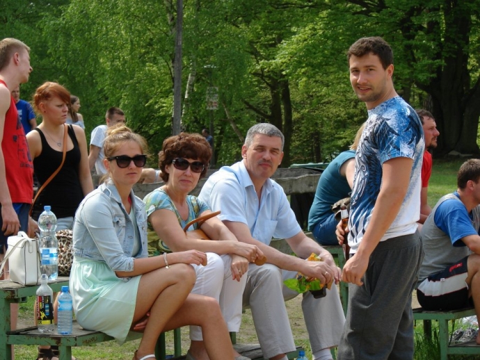 12/40 3 Maja - Turniej siatkówki plażowej - Nierzym