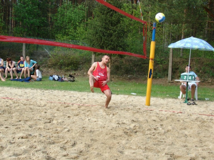 18/40 3 Maja - Turniej siatkówki plażowej - Nierzym