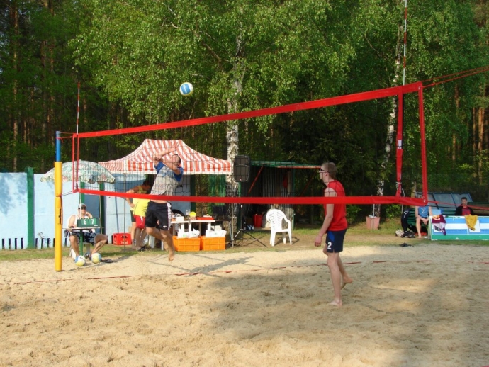 25/40 3 Maja - Turniej siatkówki plażowej - Nierzym