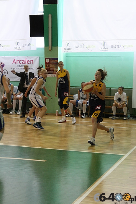 38/42 AZS PWSZ Gorzów - VBW GTK Gdynia 60:69 