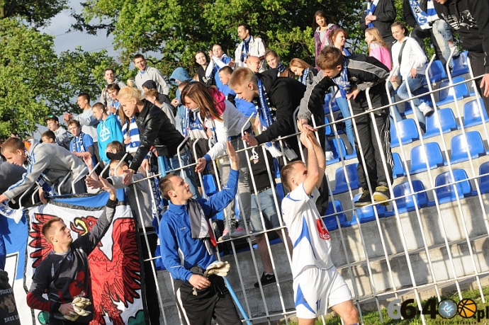 37/42 Stilon Gorzów - Piast Karnin 3:3 (2:2)