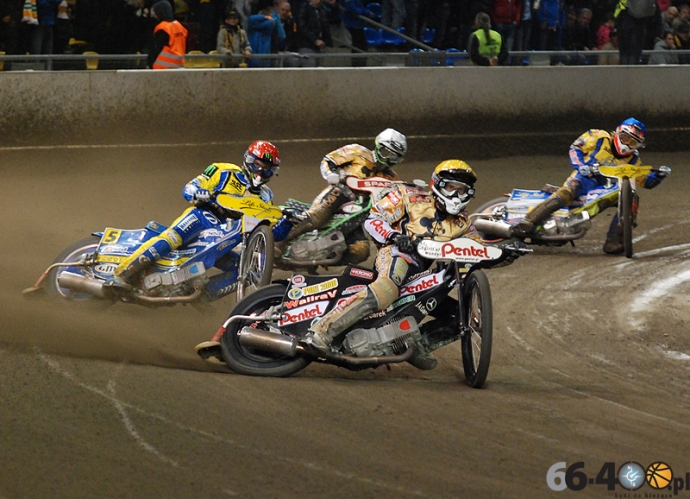 11/17 Stal Gorzów - Stelmet Falubaz Zielona Góra 44:21