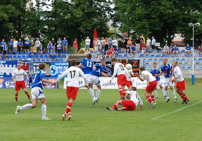 45/77 Korona Kożuchów - Stilon Gorzów 0:1 (0:1)