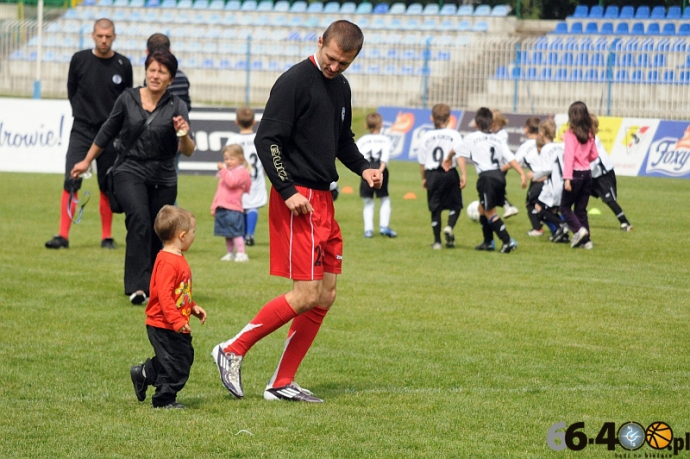 6/70 Niebiesko-biały Dzień Dziecka
