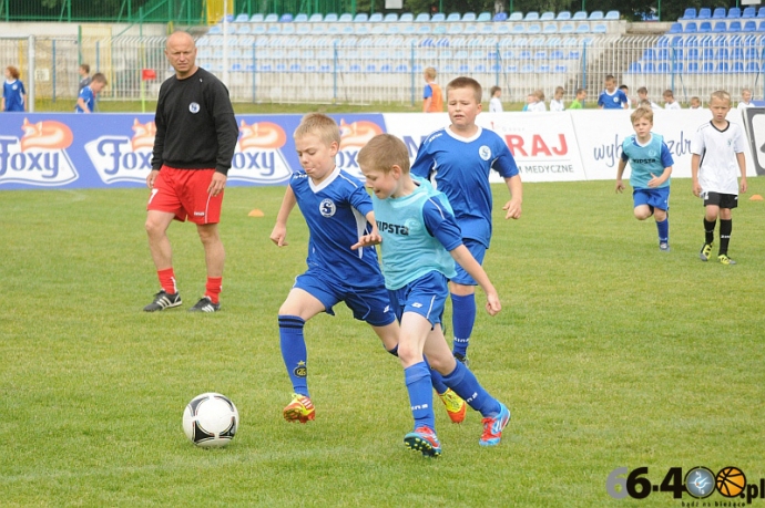 18/70 Niebiesko-biały Dzień Dziecka
