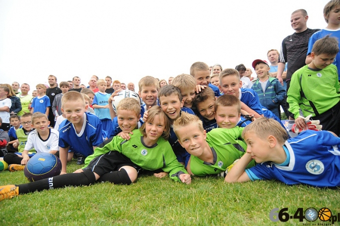 63/70 Niebiesko-biały Dzień Dziecka