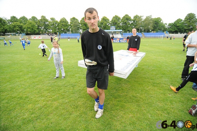 70/70 Niebiesko-biały Dzień Dziecka