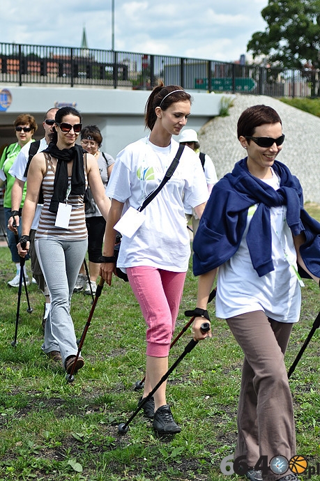 60/88 Gorzów: Pierwszy Gorzowski Marsz Nordic Walking