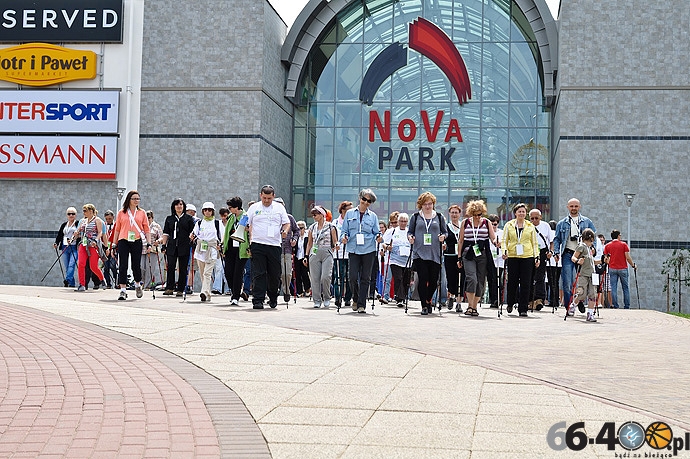 66/88 Gorzów: Pierwszy Gorzowski Marsz Nordic Walking