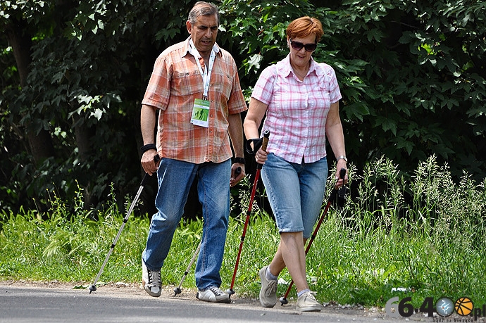 75/88 Gorzów: Pierwszy Gorzowski Marsz Nordic Walking