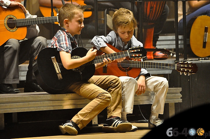 39/68 Zakończenie roku szkolnego w Prywatnej Szkole Muzycznej Huberta Zbiorczyka