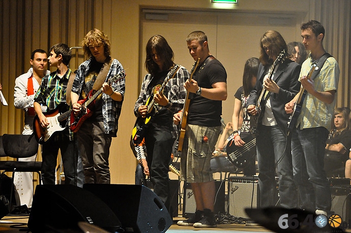 49/68 Zakończenie roku szkolnego w Prywatnej Szkole Muzycznej Huberta Zbiorczyka