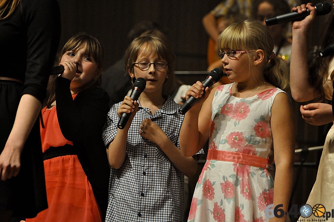 57/68 Zakończenie roku szkolnego w Prywatnej Szkole Muzycznej Huberta Zbiorczyka