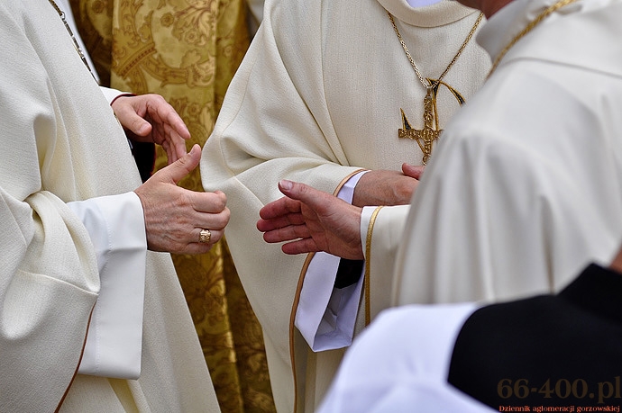 15/49 Gorzów: Święcenia biskupie