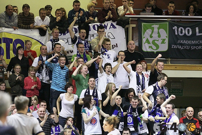 32/42 KSSSE AZS PWSZ Gorzów - Nadezhda Orenburg 76:73