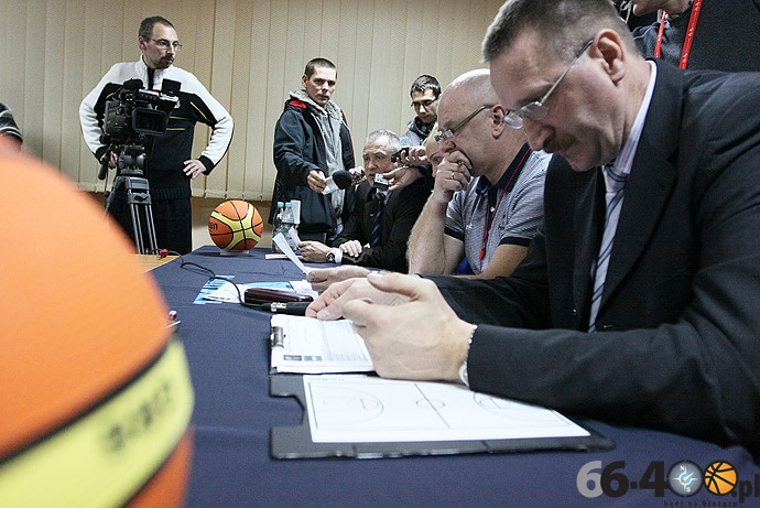 42/42 KSSSE AZS PWSZ Gorzów - Nadezhda Orenburg 76:73