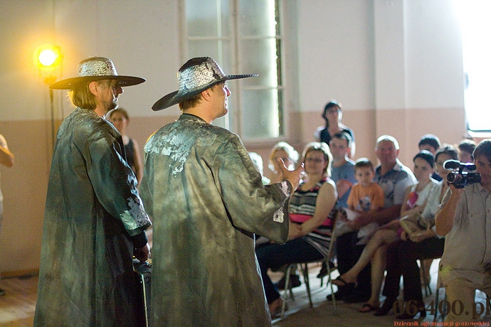 27/29 Łośno: Lato w teatrze z pokazem ubiegłorocznego spektaklu