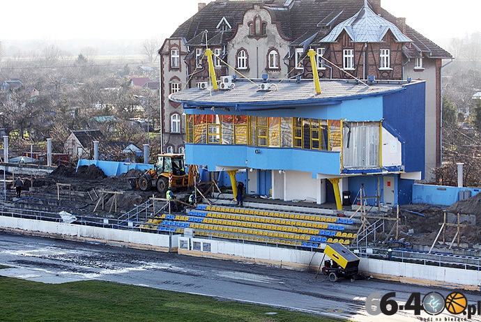 4/18 Przebudowa stadionu im. Edwarda Jancarza 25.11.2010