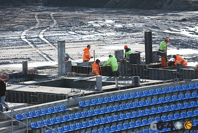 10/18 Przebudowa stadionu im. Edwarda Jancarza 25.11.2010