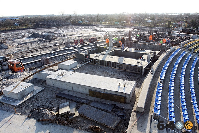 18/18 Przebudowa stadionu im. Edwarda Jancarza 25.11.2010