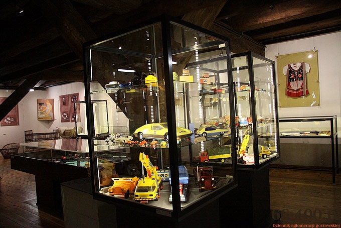5/19 Gorzów: Wystawa zabawek z przeszłości w Muzeum Warty - Spichlerz