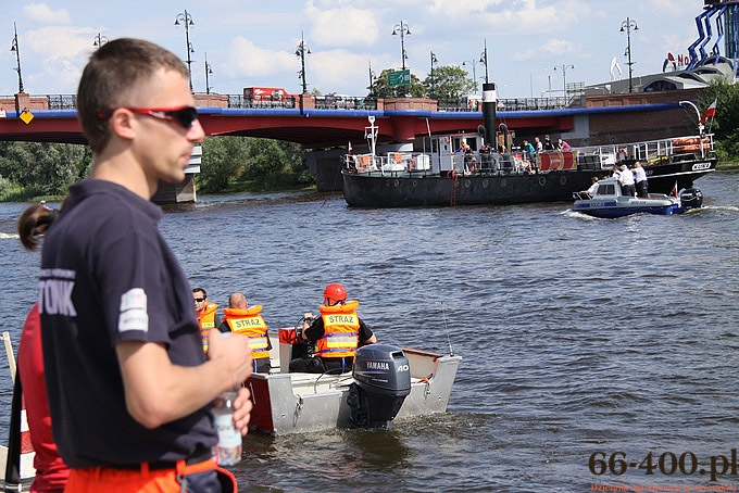 3/29 Gorzów:  Ćwiczenia ratownicze służb mundurowych na Warcie