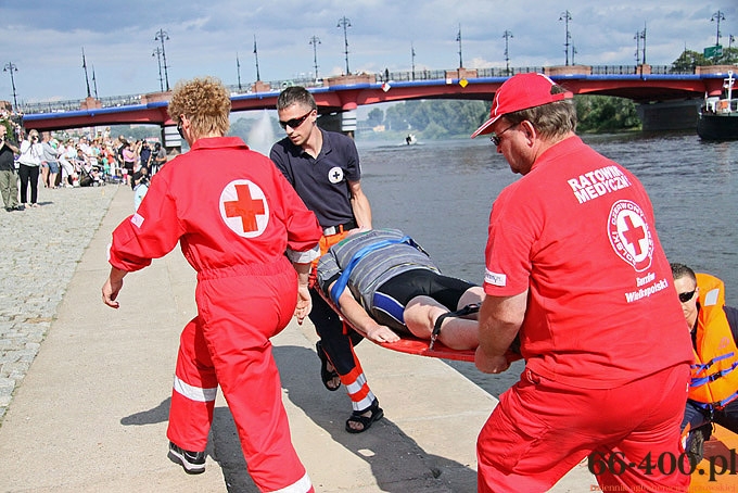 10/29 Gorzów:  Ćwiczenia ratownicze służb mundurowych na Warcie