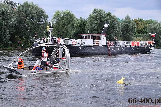 19/29 Gorzów:  Ćwiczenia ratownicze służb mundurowych na Warcie
