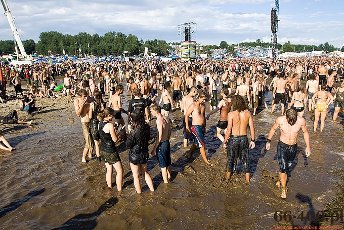 7/18 Kostrzyn: Przystanek Woodstock 