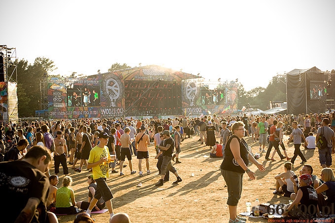 14/18 Kostrzyn: Przystanek Woodstock 