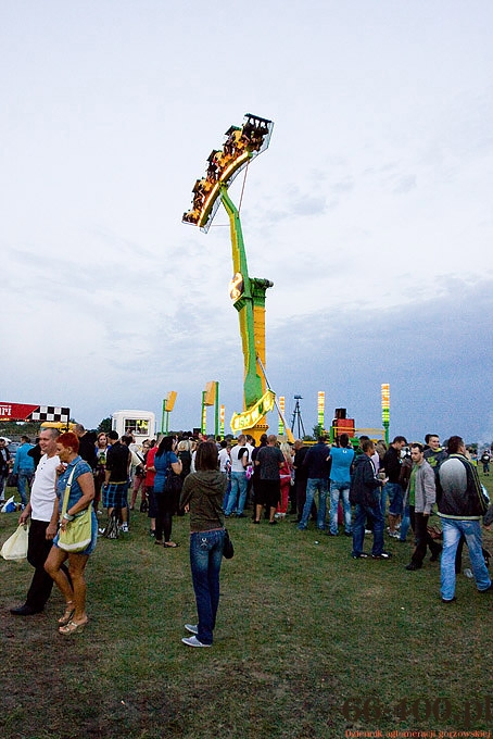 4/16 Deszczno: VI Święto Pieczonego Kurczaka