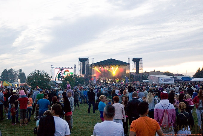 7/16 Deszczno: VI Święto Pieczonego Kurczaka