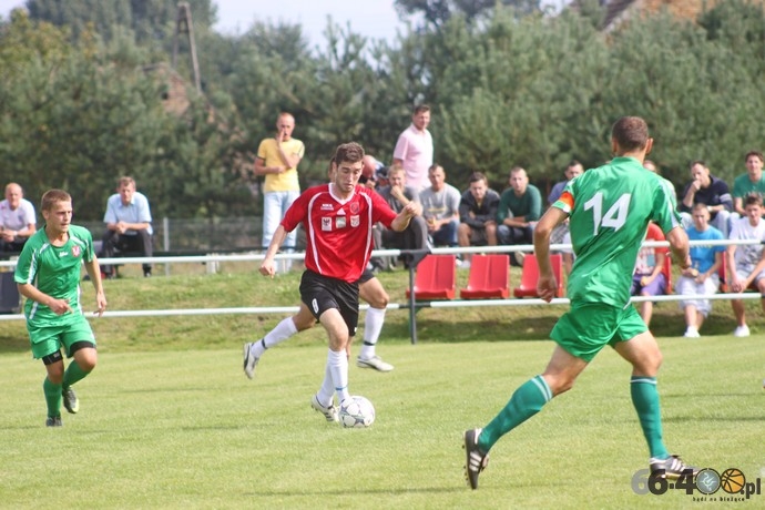 12/26 Piast Karnin - Motobi Bystrzyca Kąty Wrocławskie 3:1 (1:0)