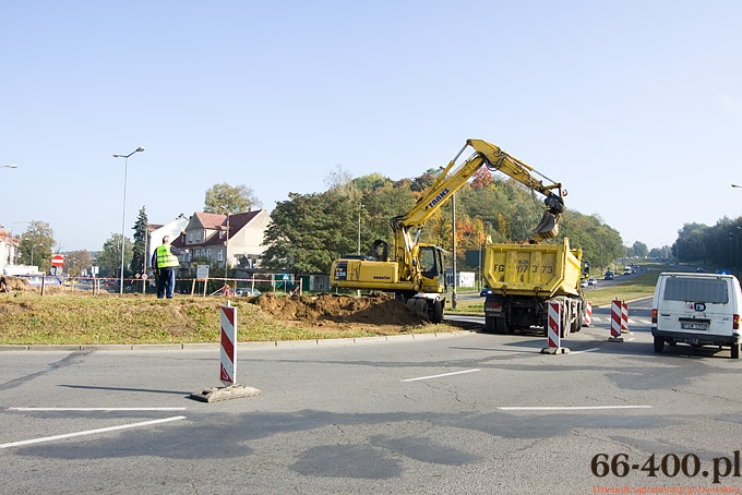 3/7 Gorzów: Zmniejszenie kopca na rondzie Wyszyńskiego