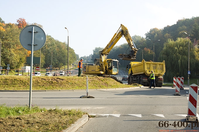 5/7 Gorzów: Zmniejszenie kopca na rondzie Wyszyńskiego