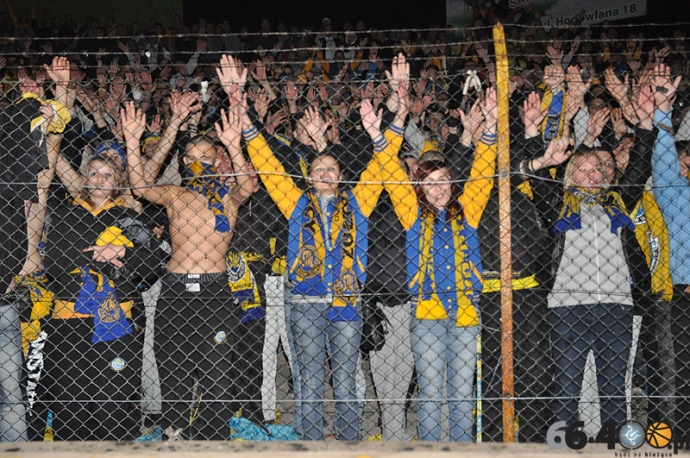 142/147 Tauron Azoty Tarnów - Stal Gorzów 51:39