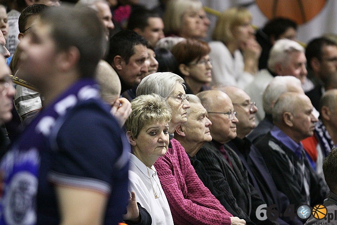 6/40 KSSSE AZS PWSZ Gorzów - Bourges Basket 65:86
