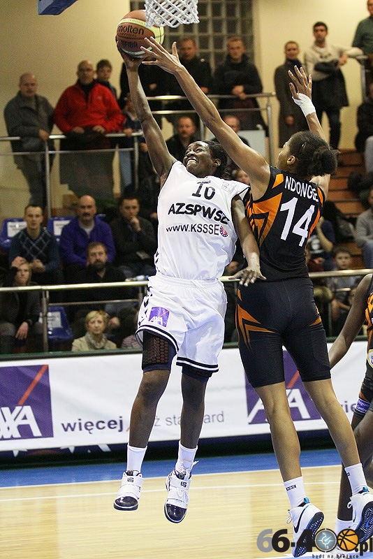 9/40 KSSSE AZS PWSZ Gorzów - Bourges Basket 65:86