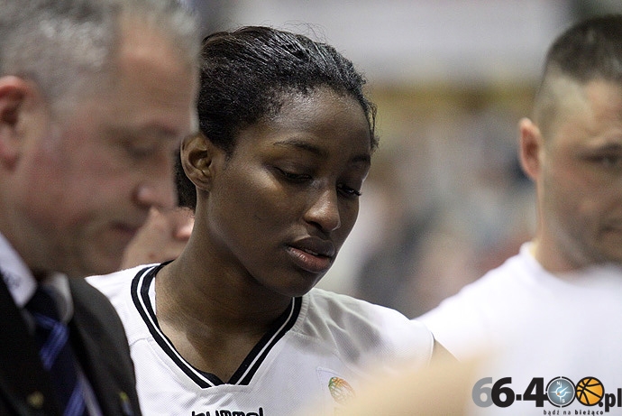 16/40 KSSSE AZS PWSZ Gorzów - Bourges Basket 65:86