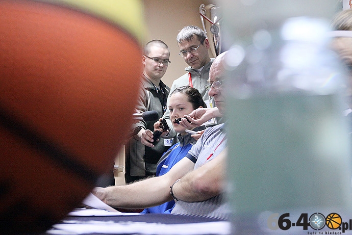 40/40 KSSSE AZS PWSZ Gorzów - Bourges Basket 65:86