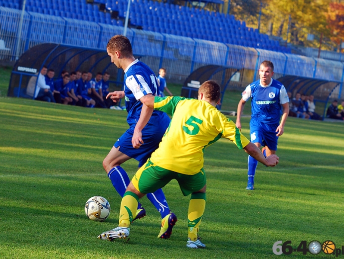 32/88 Stilon Gorzów - Odra Bytom Odrzański 4:0 (2:0)