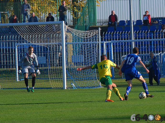 42/88 Stilon Gorzów - Odra Bytom Odrzański 4:0 (2:0)